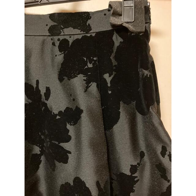 MERCURYDUO(マーキュリーデュオ)のマーキュリーデュオ　フロッキースカート レディースのスカート(ひざ丈スカート)の商品写真