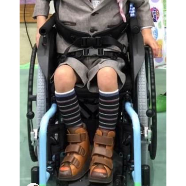 子供用車椅子　パイロット　日進医療器　Sサイズ その他のその他(オーダーメイド)の商品写真