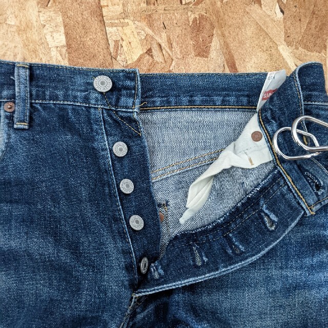 Levi's(リーバイス)のLevi's リーバイス W30 503BXX 革パッチ BIGE セルヴィッチ メンズのパンツ(デニム/ジーンズ)の商品写真