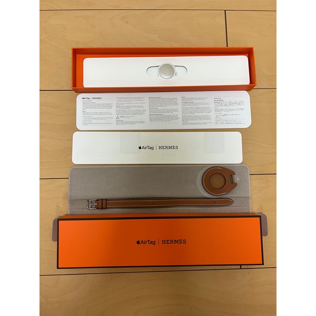 Hermes(エルメス)のエルメス　エアタグ　ラゲッチタグ　Apple 新古品 スマホ/家電/カメラのスマホアクセサリー(その他)の商品写真