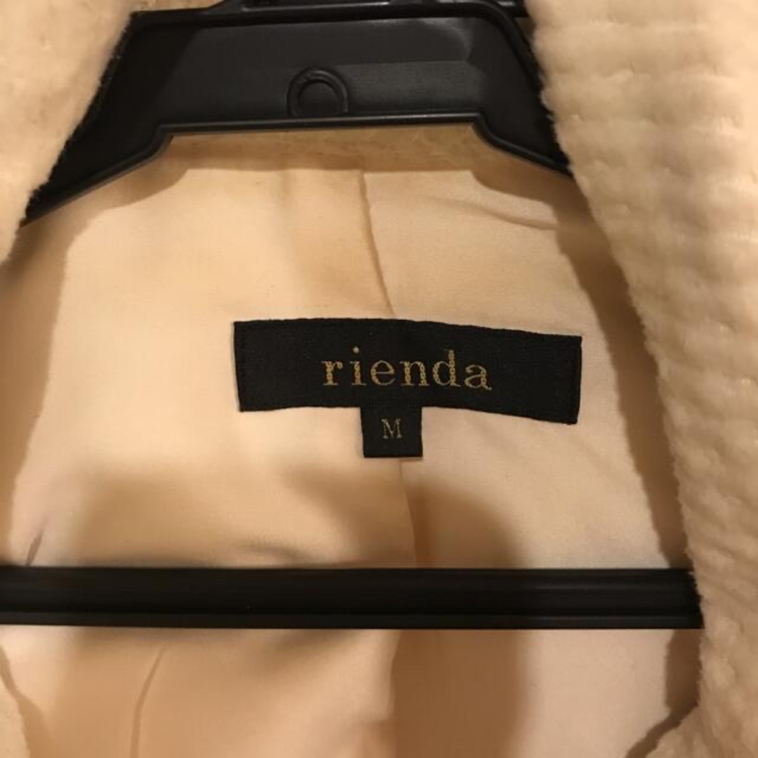 rienda(リエンダ)のrienda リエンダ ロングコート エンボスロングコート レディースのジャケット/アウター(ロングコート)の商品写真