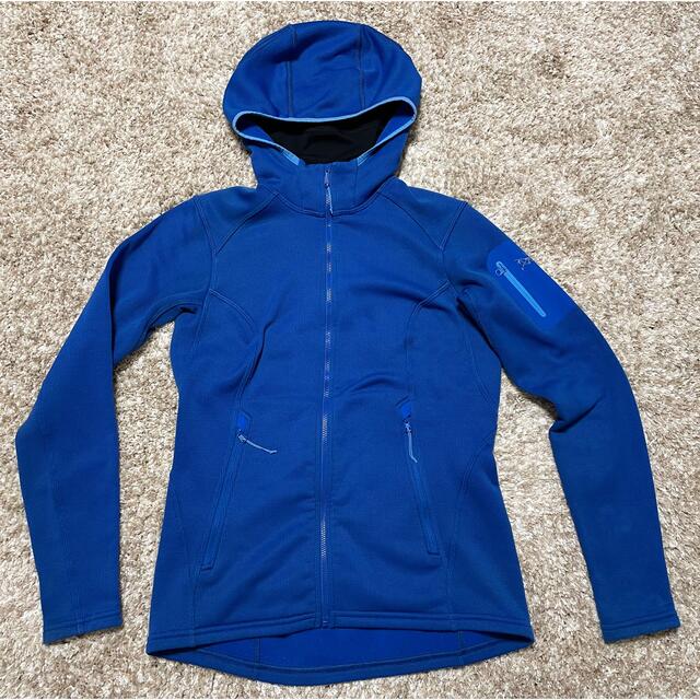 ARC'TERYX(アークテリクス)のArc'teryx レディースジャケット　Mサイズ レディースのジャケット/アウター(その他)の商品写真