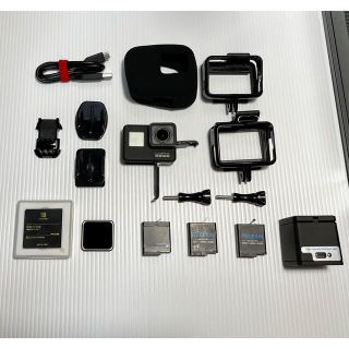 ゴープロ(GoPro)のGoPro 7 Black 本体　付属品付き アクションカム (コンパクトデジタルカメラ)