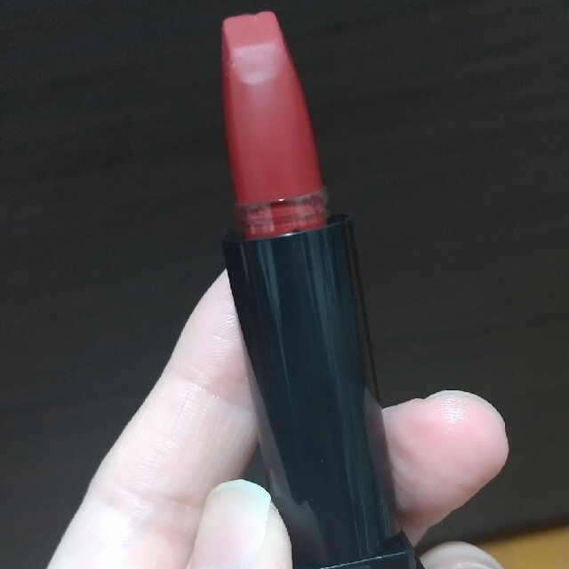 SHISEIDO (資生堂)(シセイドウ)の【ほぼ新品】SHISEIDO モダンマット パウダーリップスティック コスメ/美容のベースメイク/化粧品(口紅)の商品写真