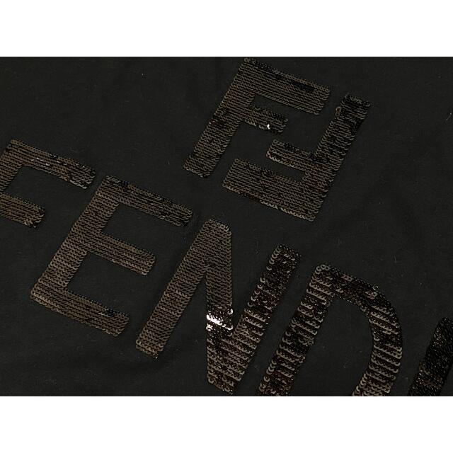 FENDI(フェンディ)のFENDI フェンディ 袖ロゴテープカットソー 黒 ブラック XS フロントロゴ レディースのトップス(Tシャツ(半袖/袖なし))の商品写真