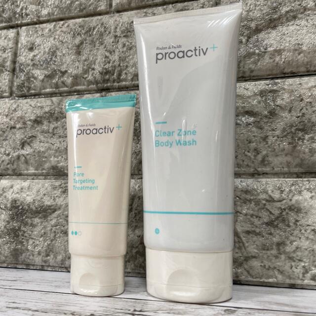 proactiv(プロアクティブ)の【匿名配送】 ２種セット プロアクティブ ボディウォッシュ トリートメント コスメ/美容のボディケア(ボディソープ/石鹸)の商品写真