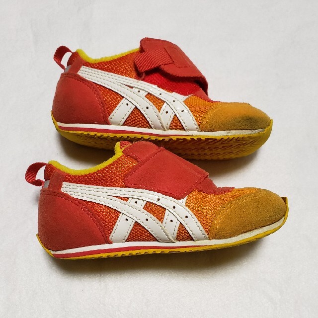 asics(アシックス)のアシックス　スクスク　14.5cm キッズ/ベビー/マタニティのキッズ靴/シューズ(15cm~)(スニーカー)の商品写真