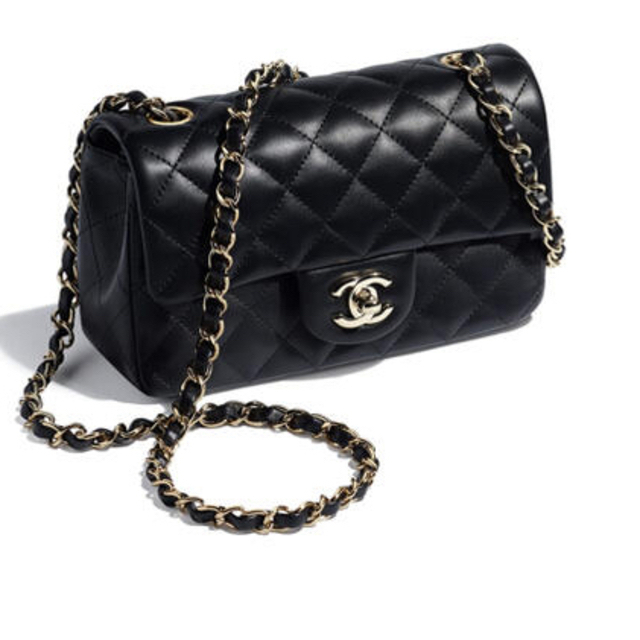 CHANEL ミニマトラッセミニバッグ