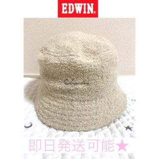 エドウィン(EDWIN)のEDWIN ロゴプリントバケットハット アイボリー(ハット)