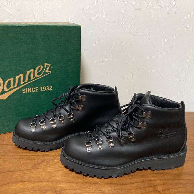 Danner(ダナー)の試着のみ ダナー マウンテンライト 7.5EE 31530ブラック 31520  メンズの靴/シューズ(ブーツ)の商品写真