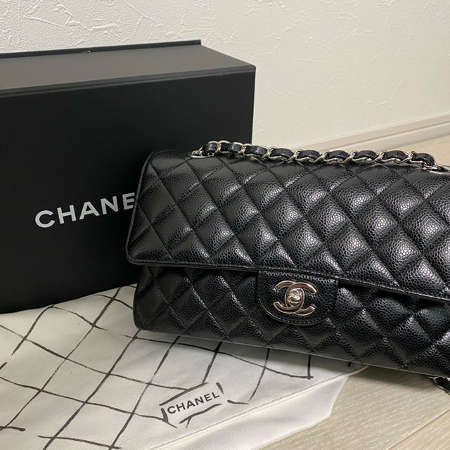 CHANEL(シャネル)の国内直営店購入正規品CHANELマトラッセキャビアスキン レディースのバッグ(ショルダーバッグ)の商品写真