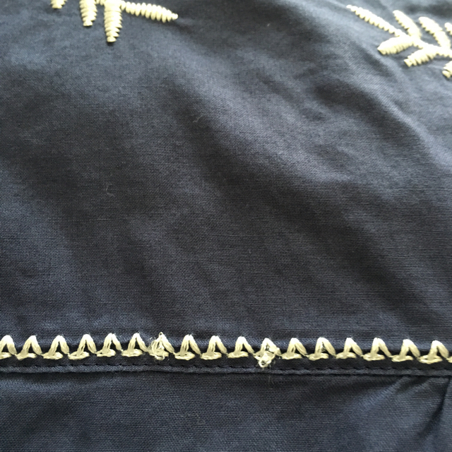 fredy(フレディ)のかずぅ様 fredy 刺繍プルオーバー レディースのトップス(シャツ/ブラウス(半袖/袖なし))の商品写真
