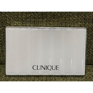 クリニーク(CLINIQUE)の⭐︎クリニーク ファンデーション ケース付き パフ無し中古⭐︎(ファンデーション)