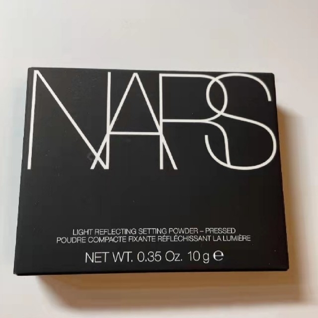NARS ライトリフレクティングセッティングパウダー コスメ/美容のベースメイク/化粧品(フェイスパウダー)の商品写真