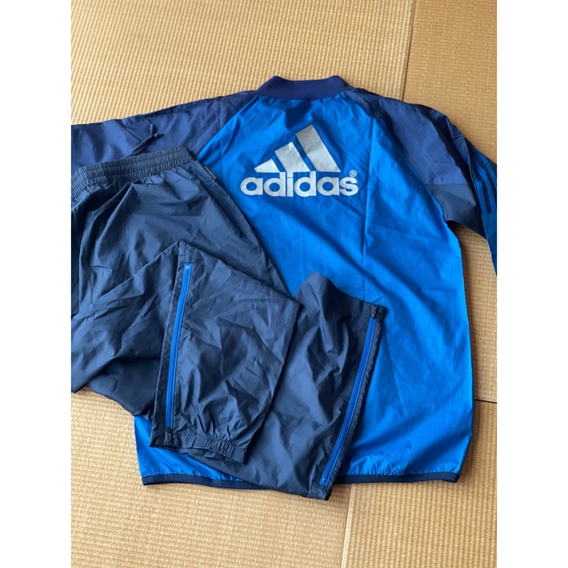 adidas(アディダス)のadidas ピステスーツ Mサイズ スポーツ/アウトドアのサッカー/フットサル(ウェア)の商品写真