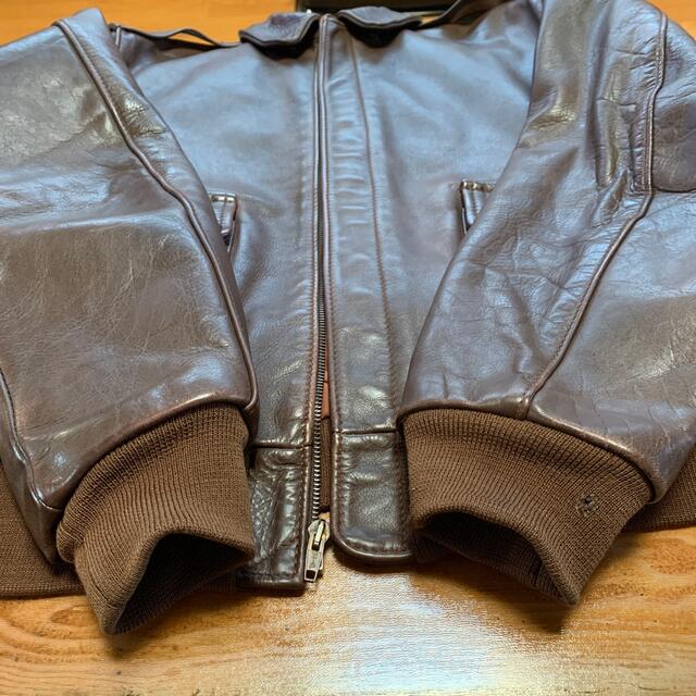 エアロレザー　Ａ２（40）レザージャケット　フライトジャケット メンズのジャケット/アウター(レザージャケット)の商品写真