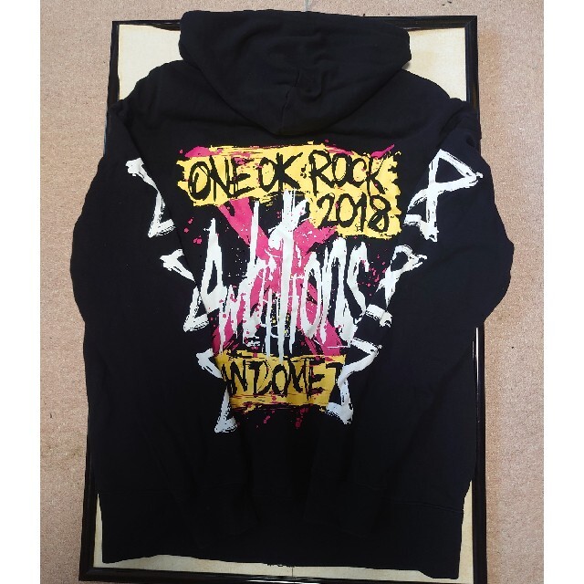 ONE OK ROCK - Ambitions Japan Dome Tour ジッパーパーカーの通販 by ...