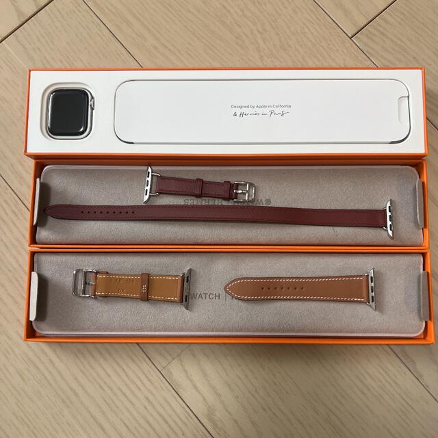 Hermes(エルメス)のエルメスApple Watch 7 試着のみ レディースのファッション小物(腕時計)の商品写真