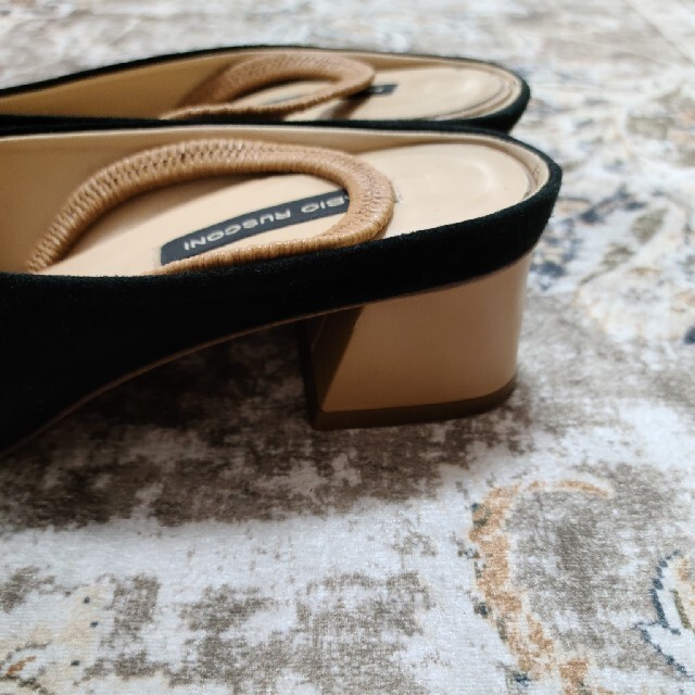 FABIO RUSCONI(ファビオルスコーニ)の美品 35 ファビオルスコーニ  パンプス レディースの靴/シューズ(ハイヒール/パンプス)の商品写真