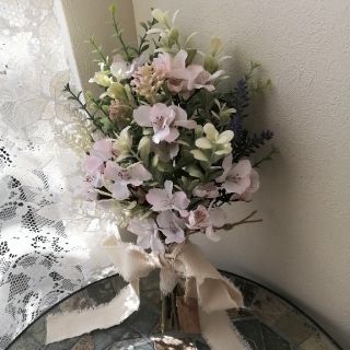 ꫛꫀꪝ✧‧˚新商品です ふわふわ華やか！ラベンダーにベリー♡桜のスワッグ(その他)