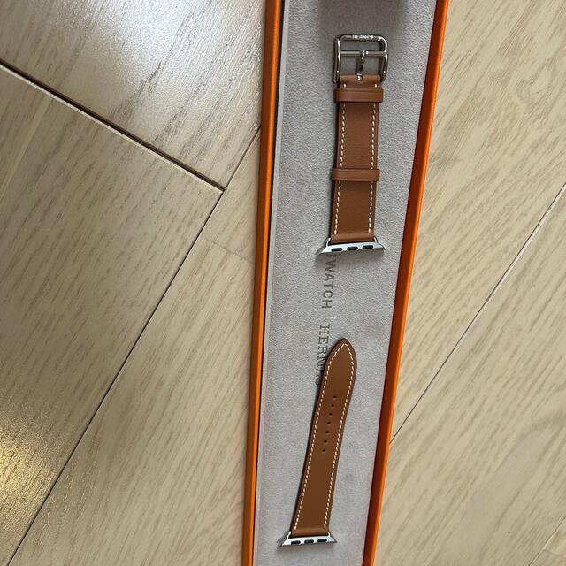 Hermes(エルメス)のApple Watch series7 ベルトのみ レディースのファッション小物(腕時計)の商品写真