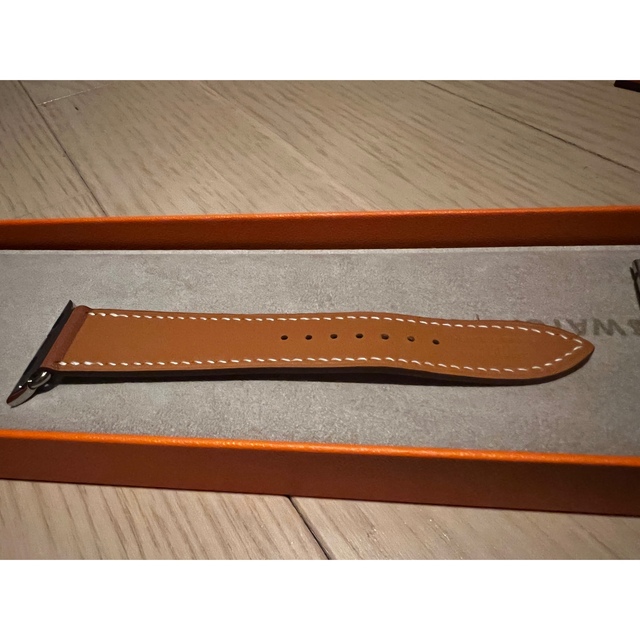 Hermes(エルメス)のApple Watch series7 ベルトのみ レディースのファッション小物(腕時計)の商品写真