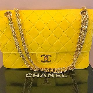 シャネル(CHANEL)の美品 CHANEL 二重蓋 マトラッセ ショルダーバッグ ヴィンテージ 黄色(ショルダーバッグ)