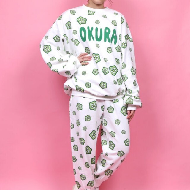 PUNYUS(プニュズ)の新品 OKURA スウェット 渡辺直美 オクラ punyus パーカー 4 レディースのトップス(トレーナー/スウェット)の商品写真