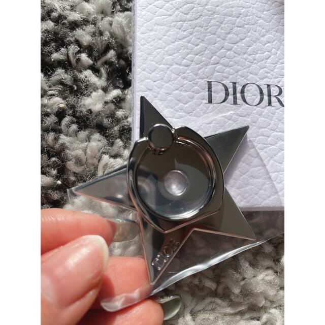 Dior(ディオール)のDior スマホリング スマホ/家電/カメラのスマホアクセサリー(その他)の商品写真