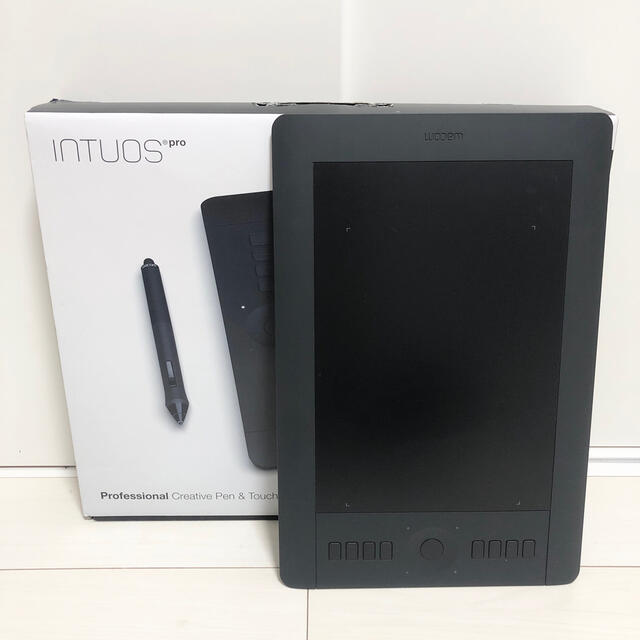 ワコム ペンタブレット intuos Pro Mサイズ PTH-651/K