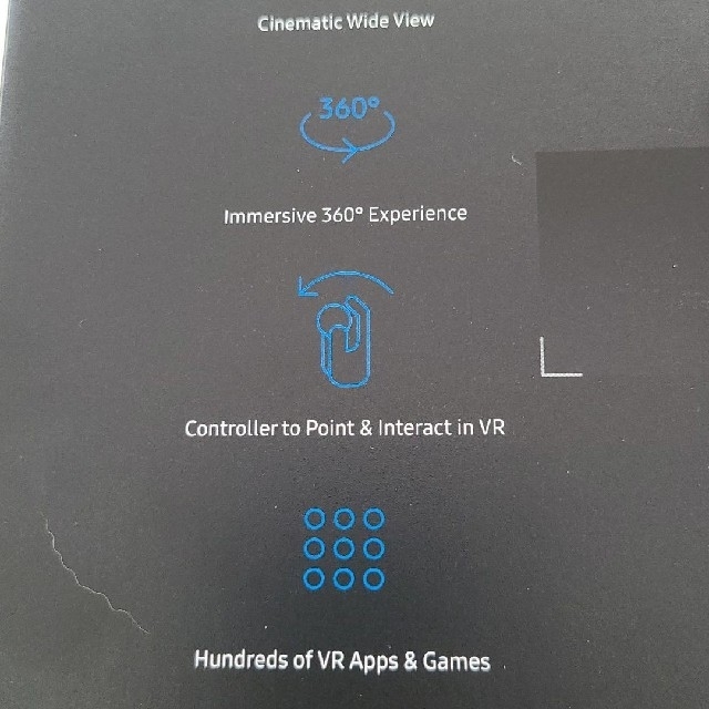 SAMSUNG(サムスン)の‼️専用‼️Galaxy Gear VR with コントローラー✡ スマホ/家電/カメラのスマホ/家電/カメラ その他(その他)の商品写真