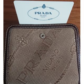 値下げ売切り　PRADA財布