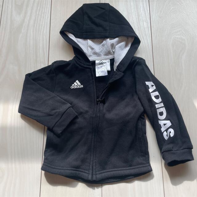 adidas(アディダス)のadidasパーカー（80） キッズ/ベビー/マタニティのベビー服(~85cm)(トレーナー)の商品写真