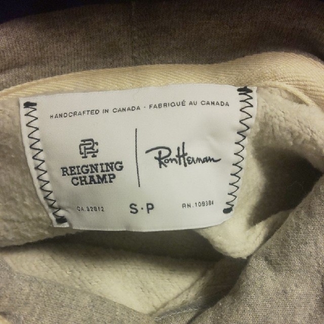 Ron Herman(ロンハーマン)のウキ様専用　レイニングチャンプ　ロンハーマン メンズのトップス(パーカー)の商品写真