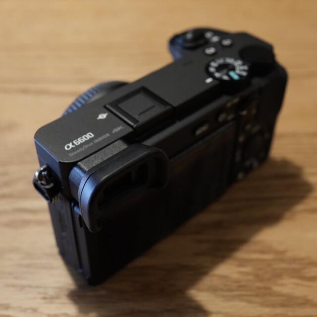 SONY(ソニー)の【超美品】SONY α6600 スマホ/家電/カメラのカメラ(ミラーレス一眼)の商品写真