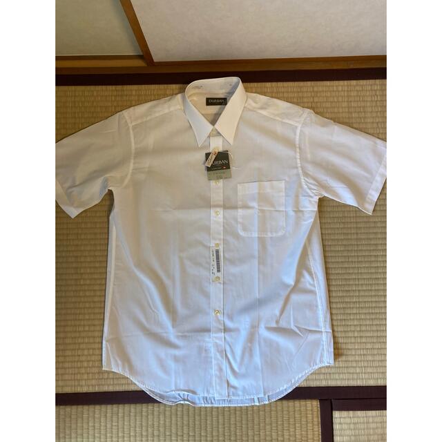 D’URBAN(ダーバン)のメンズ ワイシャツ 半袖　新品未使用品タグ付 メンズのトップス(シャツ)の商品写真