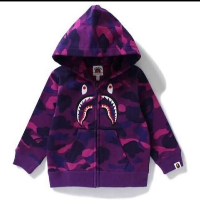 A BATHING APE(アベイシングエイプ)の専用【１３０】 BAPE KIDS COLOR CAMO SHARK　バーカー♪ キッズ/ベビー/マタニティのキッズ服女の子用(90cm~)(ジャケット/上着)の商品写真