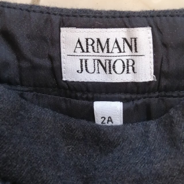 ARMANI JUNIOR(アルマーニ ジュニア)のアルマーニジュニア　女の子用パンツ　2A/94cm キッズ/ベビー/マタニティのキッズ服女の子用(90cm~)(パンツ/スパッツ)の商品写真