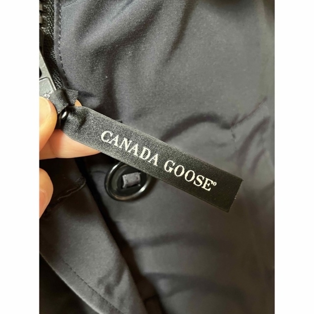 CANADA GOOSE(カナダグース)のカナダグース　ラブラドール　ダウン　レディース レディースのジャケット/アウター(ダウンジャケット)の商品写真