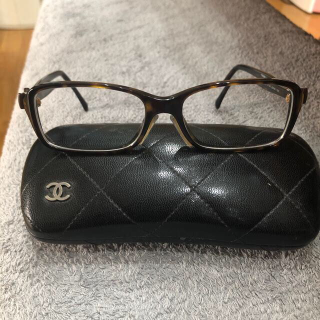 CHANEL(シャネル)のCHANEL リボン　眼鏡　度入り　 レディースのファッション小物(サングラス/メガネ)の商品写真