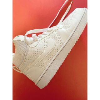 NIKEハイカットスニーカー　美品(スニーカー)