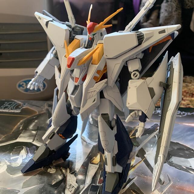 クスィーガンダム　HG 144/1