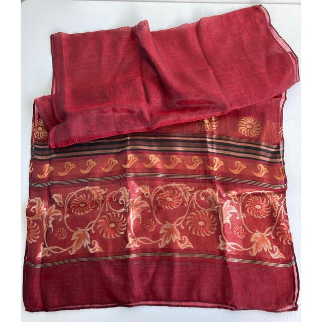 シルク　ストール　スカーフ　赤　アジア レディースのファッション小物(バンダナ/スカーフ)の商品写真