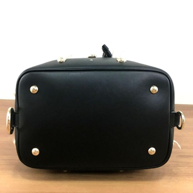 未使用品 Salvatore Ferragamo バッグ ガンチーニ 62-