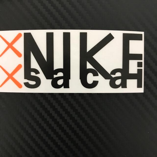 sacai(サカイ)のNIKE × sacai × KAWS ステッカー エンタメ/ホビーのコレクション(ノベルティグッズ)の商品写真