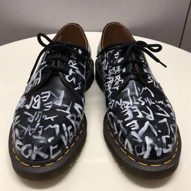 COMME des GARCONS(コムデギャルソン)のジヨン着用Dr.Martens COMMEdesGARÇONS uk6 25cm メンズの靴/シューズ(ブーツ)の商品写真