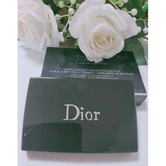 Christian Dior(クリスチャンディオール)の新品未使用✴ディオールスキン フォーエヴァー  012 ポーセリン コスメ/美容のベースメイク/化粧品(ファンデーション)の商品写真