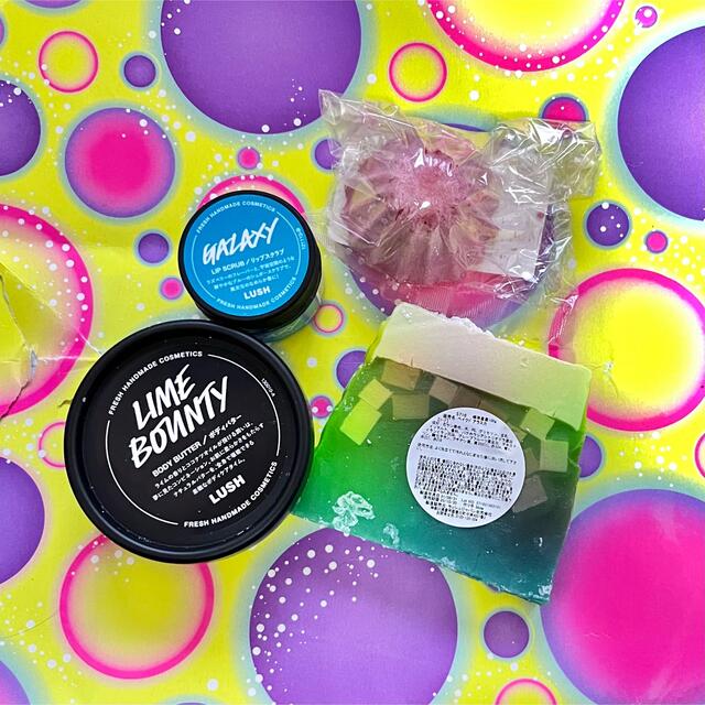 LUSH(ラッシュ)のLUSH セット コスメ/美容のボディケア(ボディソープ/石鹸)の商品写真