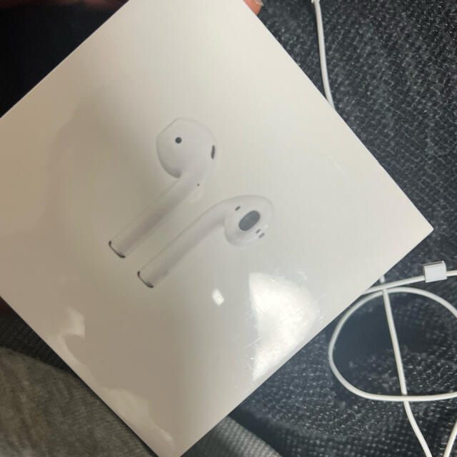 Apple(アップル)のAirPods 2世代 スマホ/家電/カメラのオーディオ機器(ヘッドフォン/イヤフォン)の商品写真