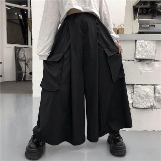 袴パンツ　サルエル　ワイドシルエット　カーゴパンツ　オルチャン　黒　ユニセックス(サルエルパンツ)